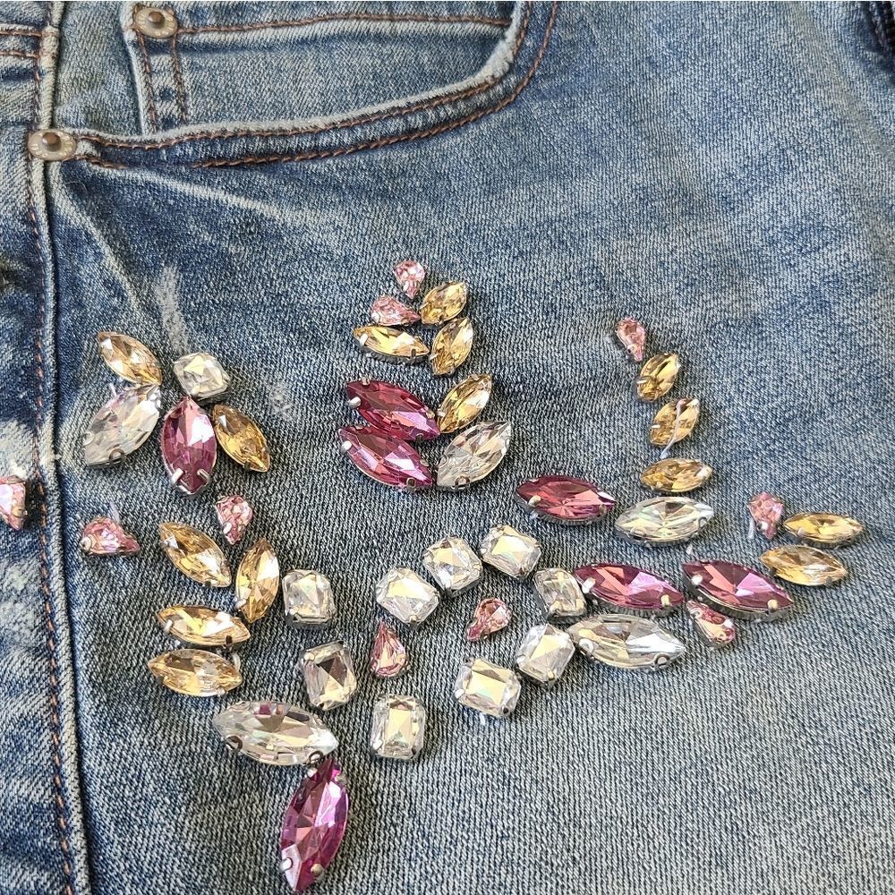 EXPRESS | Jeweled denim mini skirt‎ - Picture 3 of 6